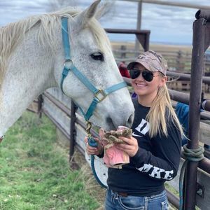 Meet your Posher, Lindsey